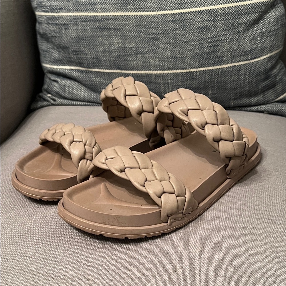 Qupid Women's Braided Sandals in Brown